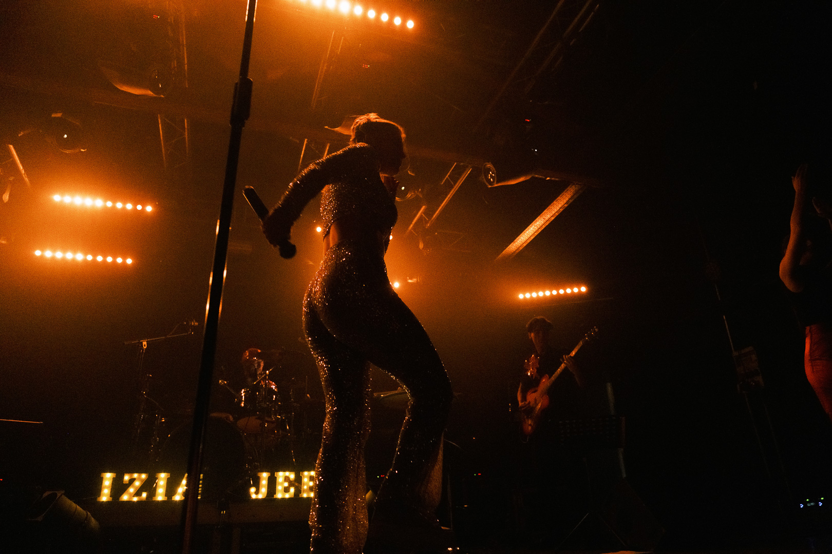 Izia Jeen Pop Rock