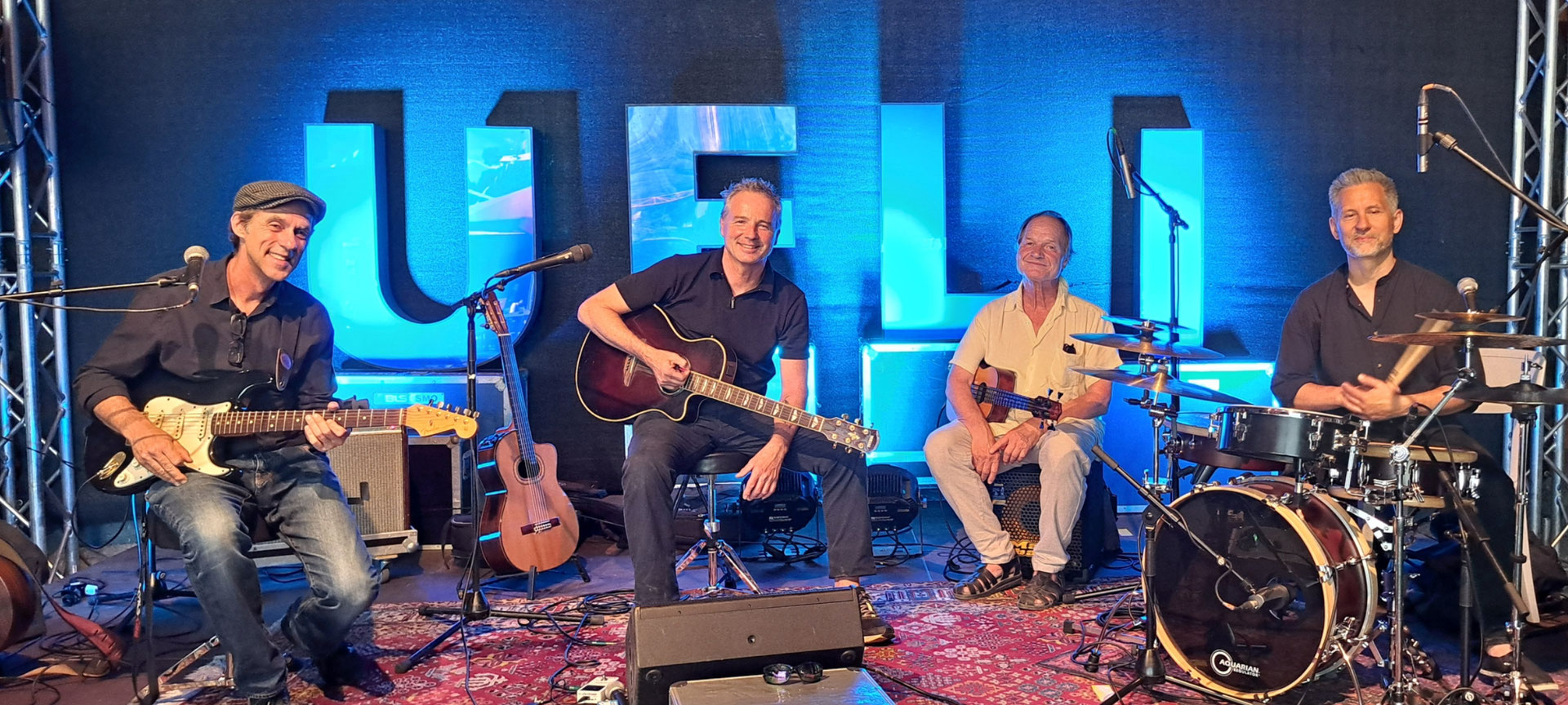 Ueli Schmezer & die Chinderlandband