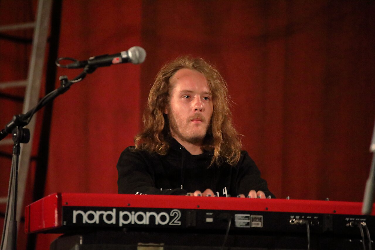JOE ARMON-JONES